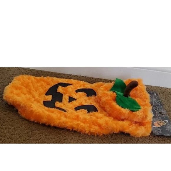 Dog Halloween Costume Pumpkin JACK O LANTERN Size Large 18-21 inches NWT - Picture 2 of 3